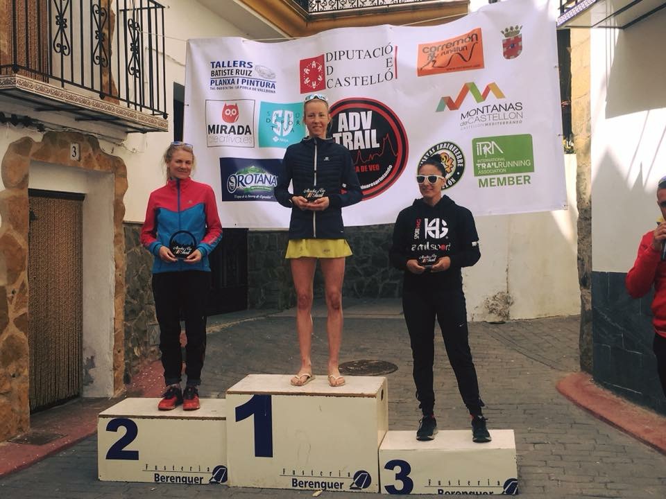 Podium Femenino AdvTrail 45k 2018 Ganadoras Absolutas